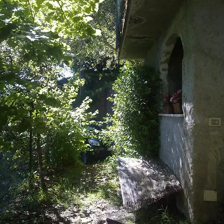 Casa Sant'anna Di Stazzema *